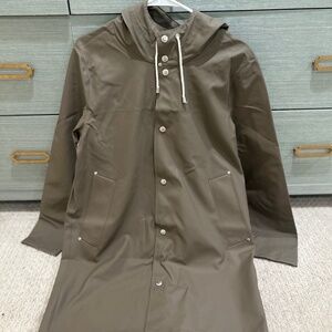 New Stutterheim Stockholm Leightweight in color Mole